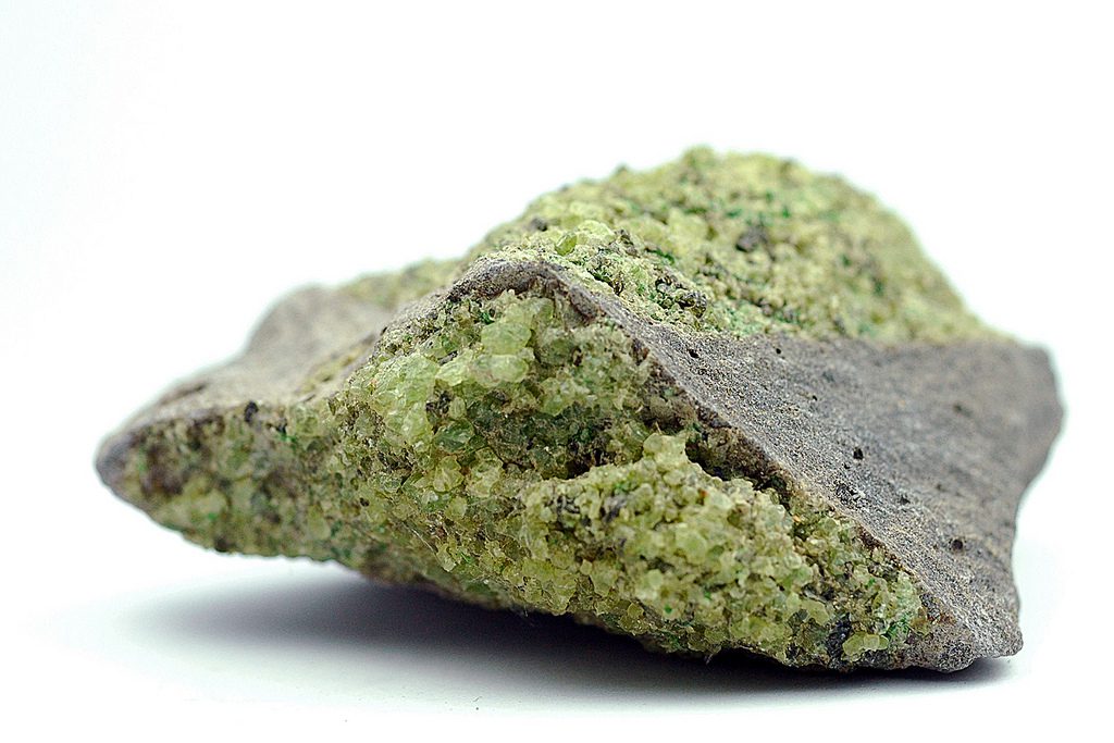 raw peridot