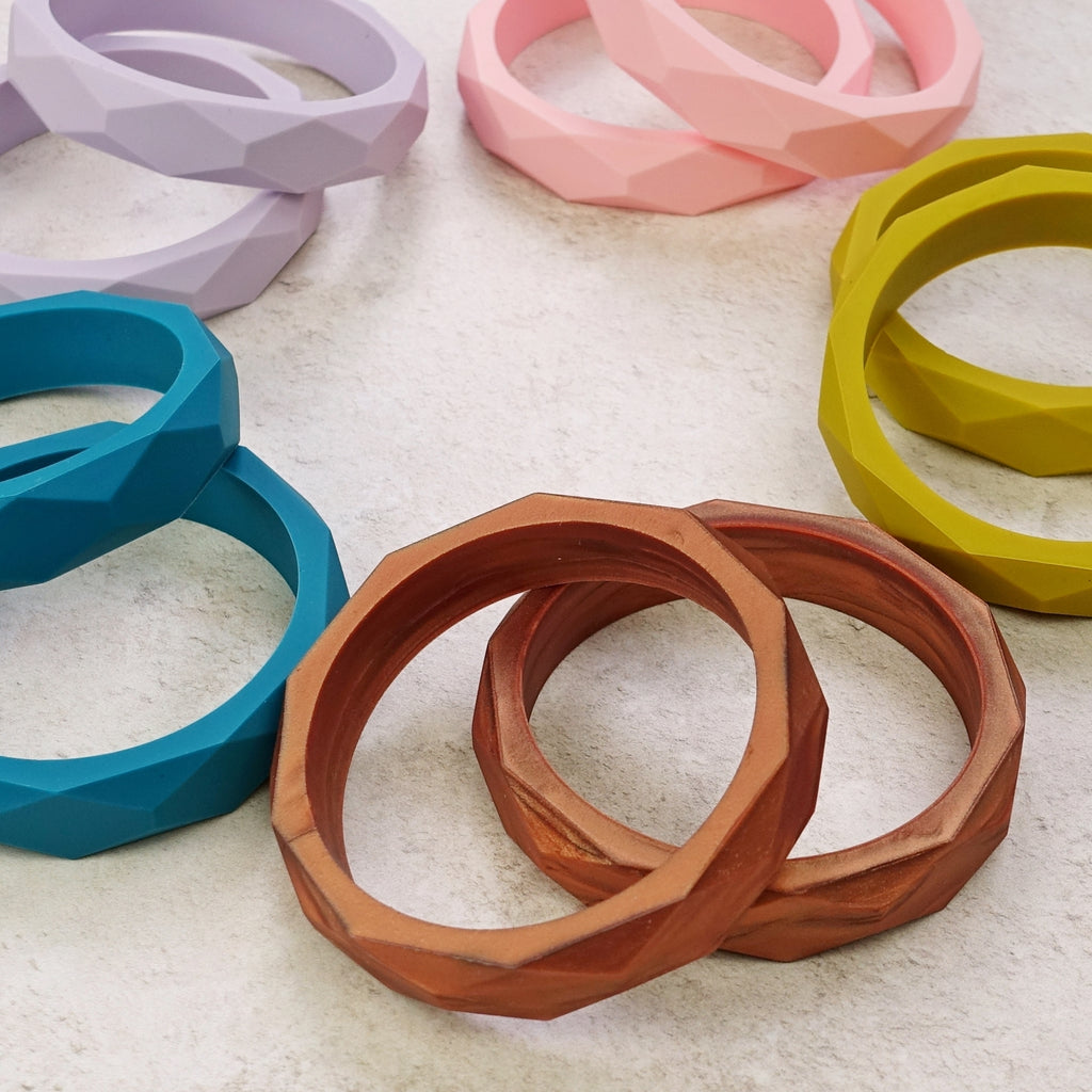 teething bangle