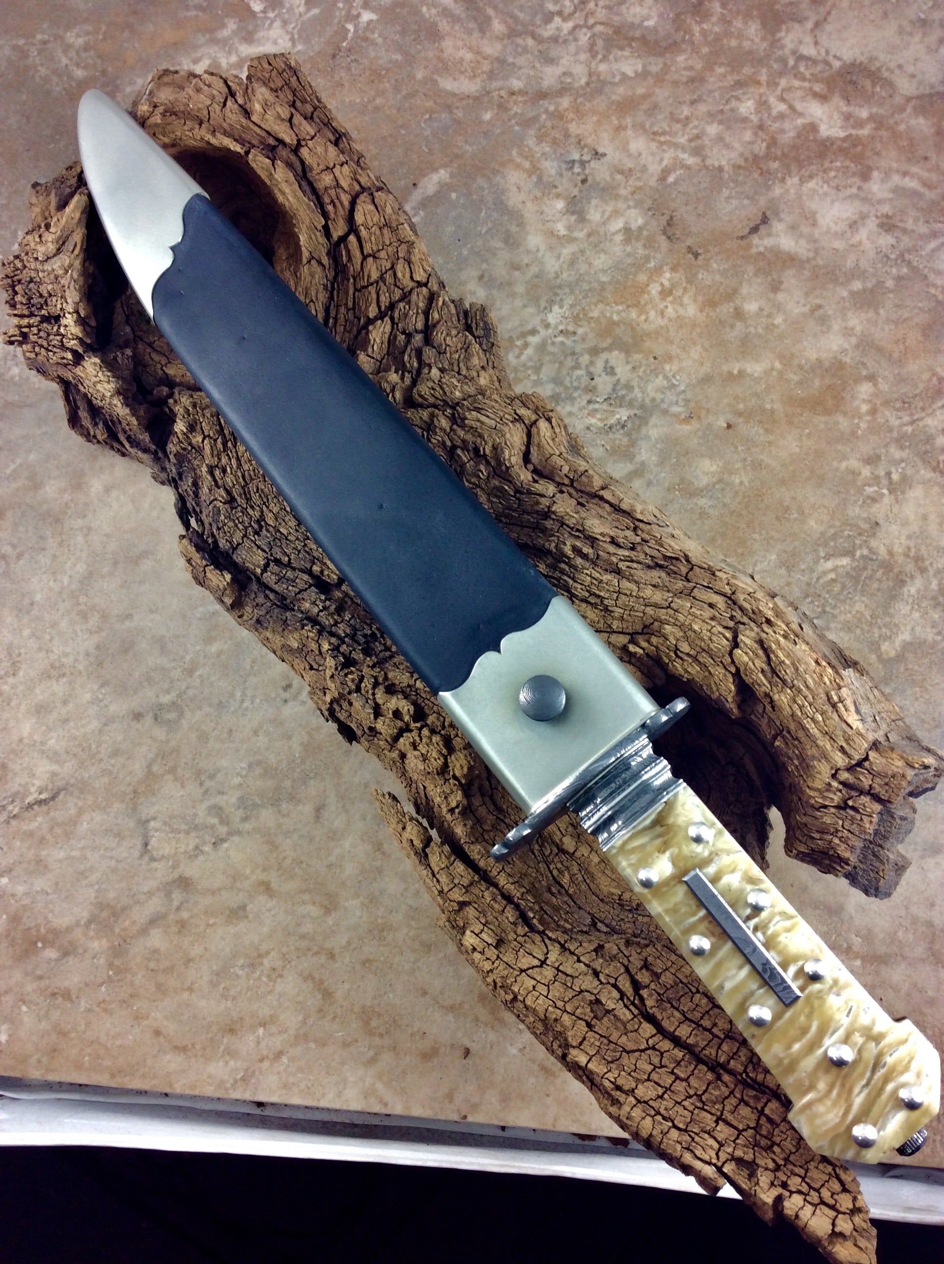 1824 dogbone bowie take down construction