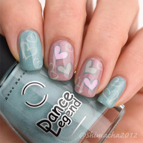 Pretty heart nail designs