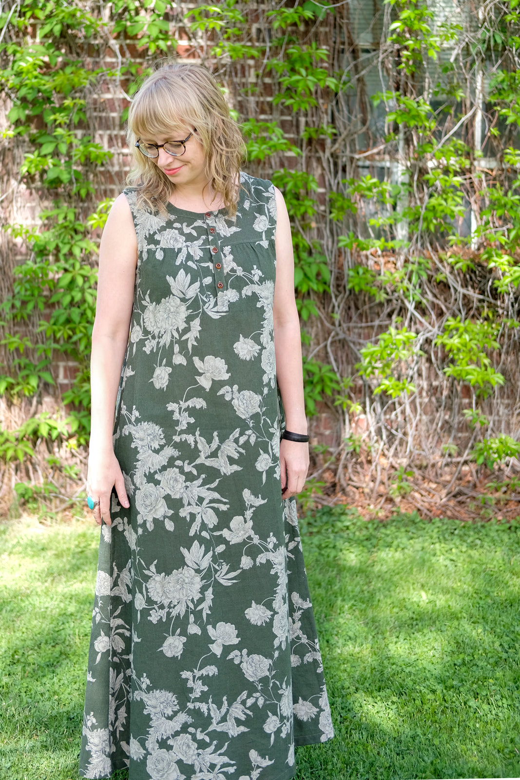 Amber in her Maxi Floral Brome