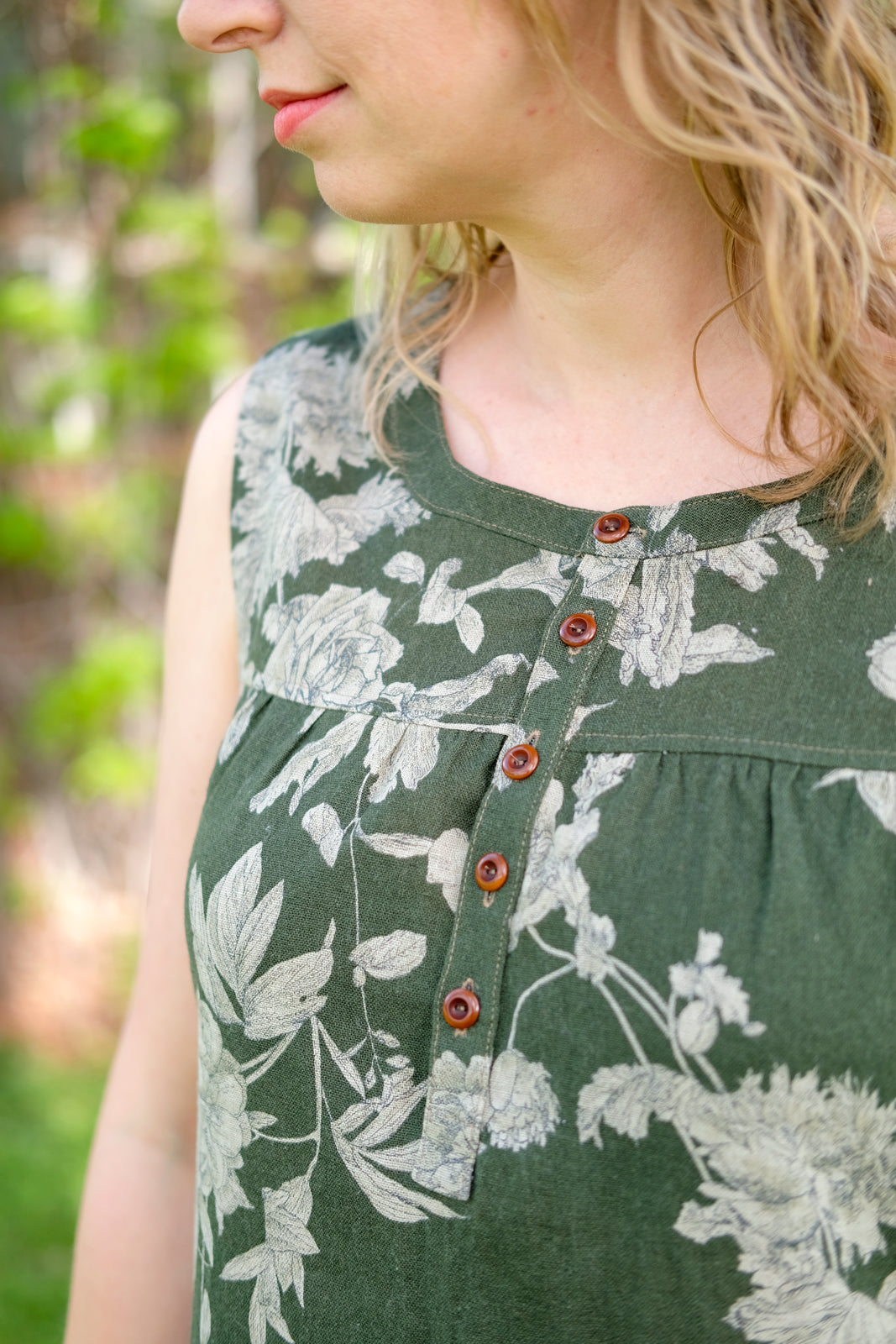 Partial Placket Detail on Amber's Green Floral Linen Brome Maxi Dress
