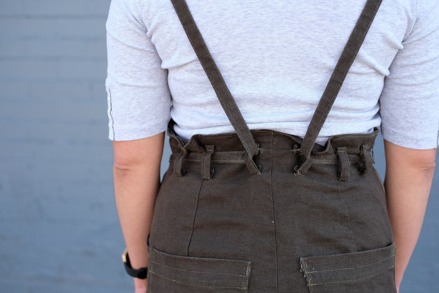 Belt loop detail on Victoria's Bibs