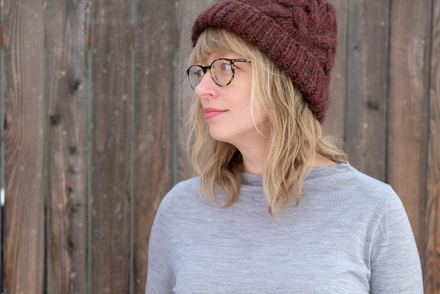 Amber's Omemee Cable Toque in burgundy Alafoss Lopi