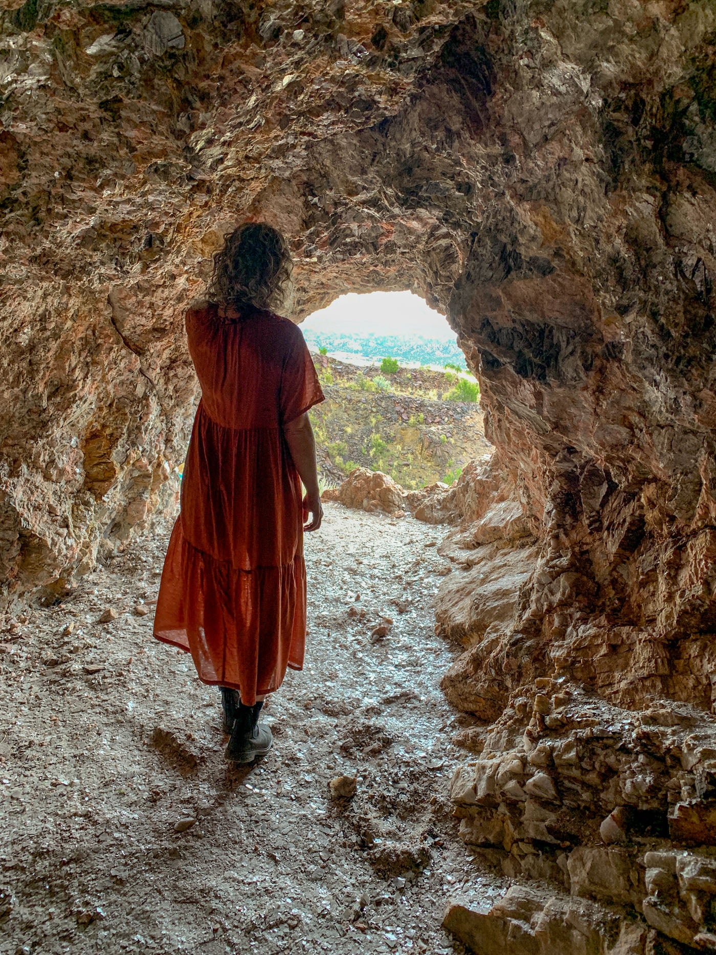 Jaime in a wilder gown in a cave