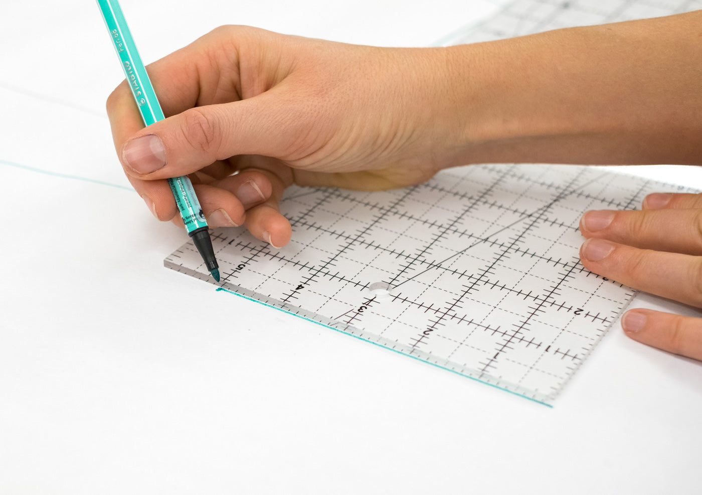 Draft your cuff using a quilting ruler