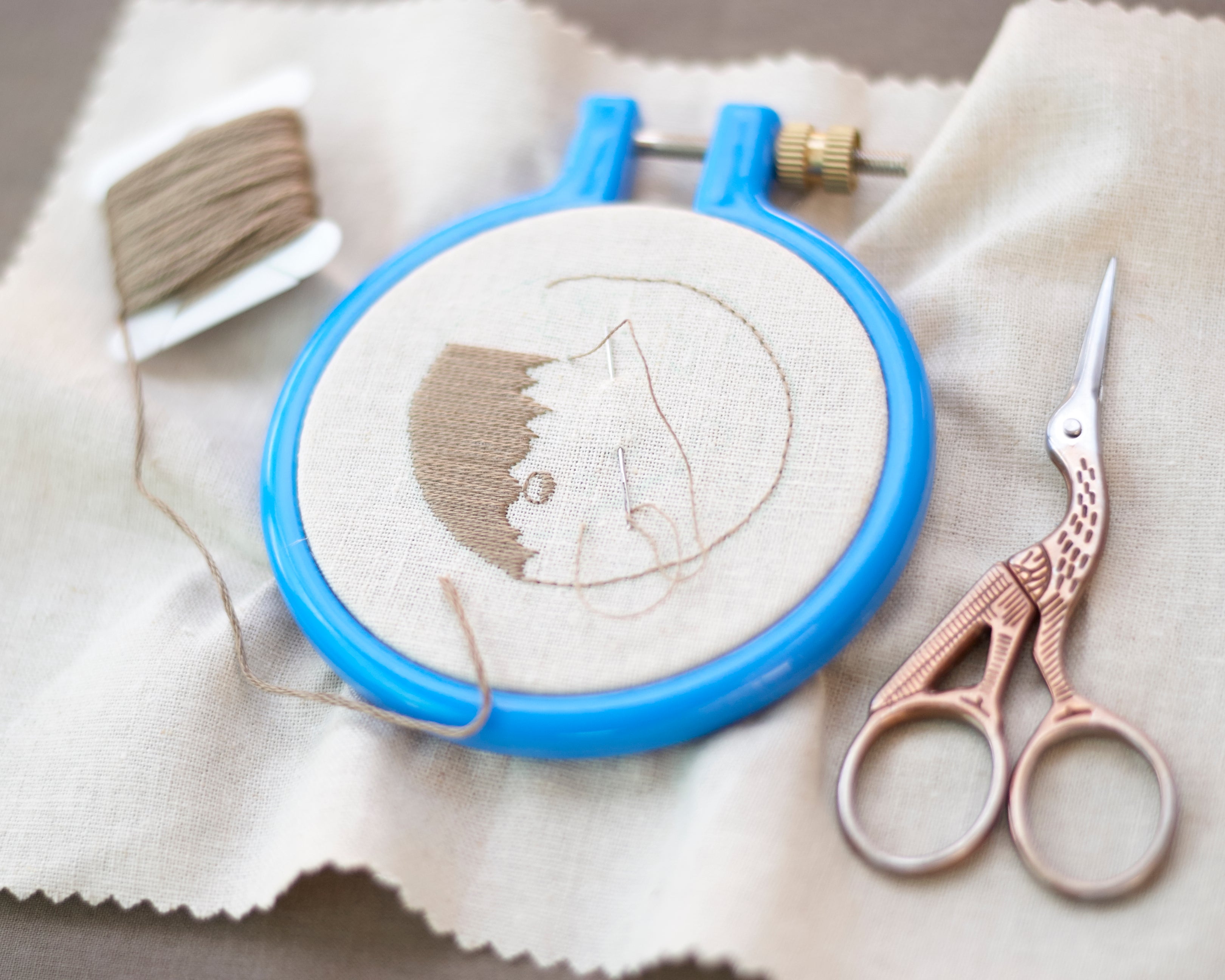 Getting started with you Dandelyne mini embroidery hoop