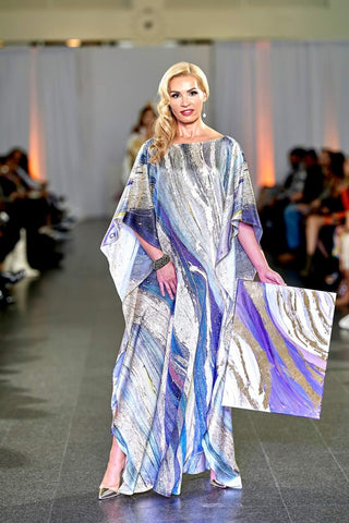 Alesia Chaika Wearable Art Fall/Winter 2022 at the Museum Of Conterporary Art Chicago on October 10th, 2022 Alesia Chaika "Purple Road" Modern Abstract Artwork and Wearable Art Dress