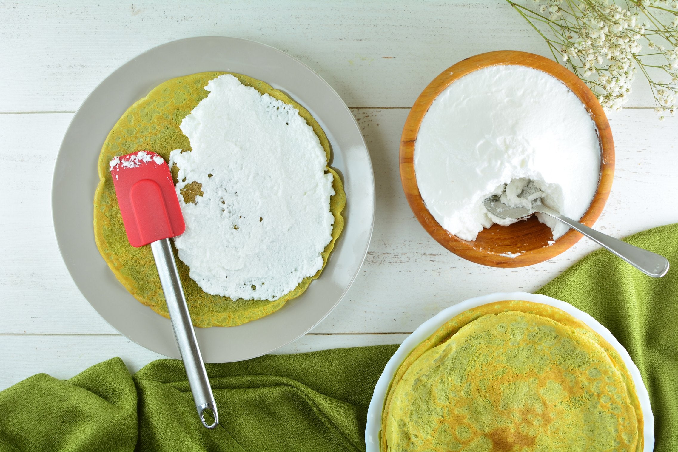 matcha-crepe-cakes-mixing