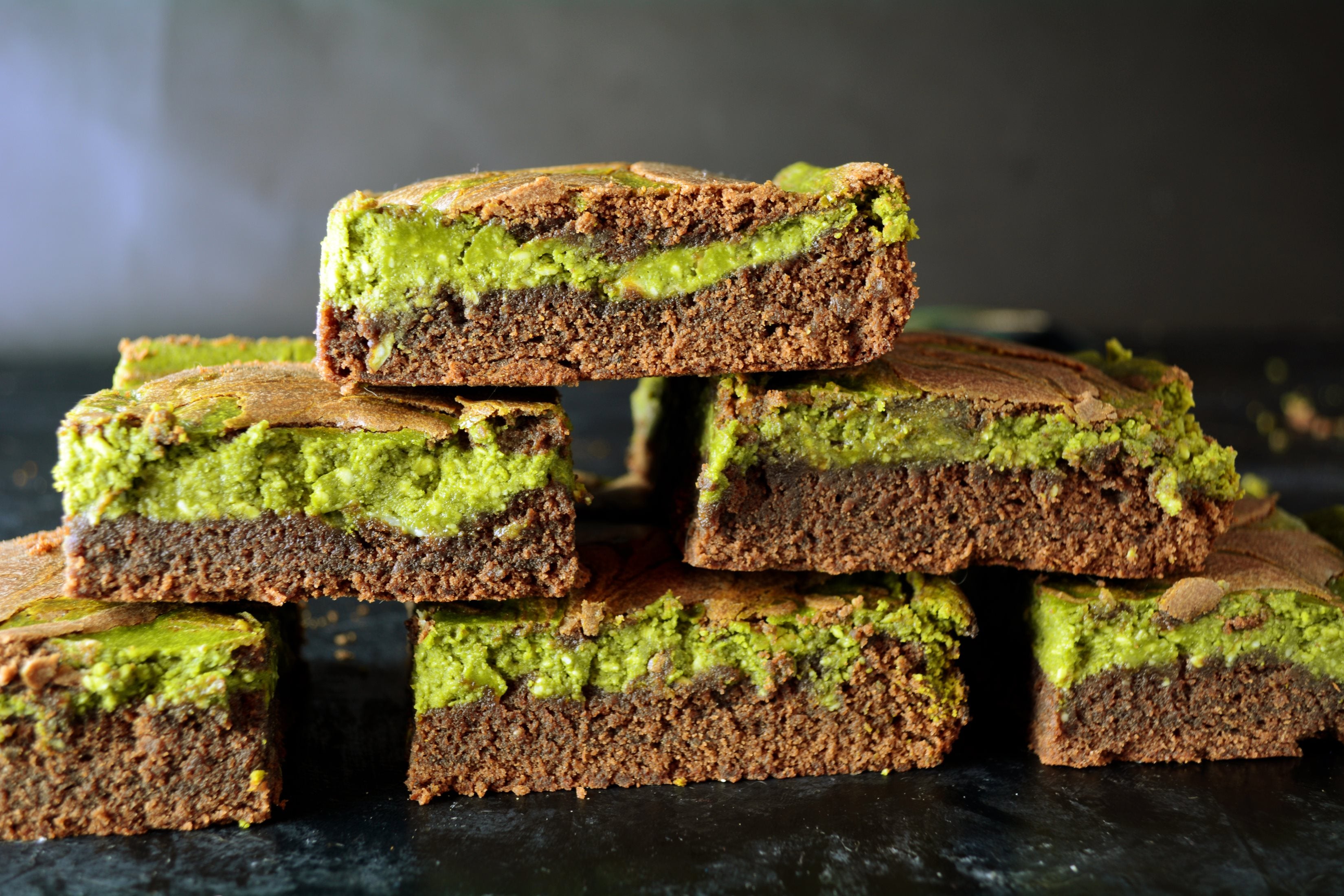 Matcha Brownies With Cream Cheese And White Chocolate