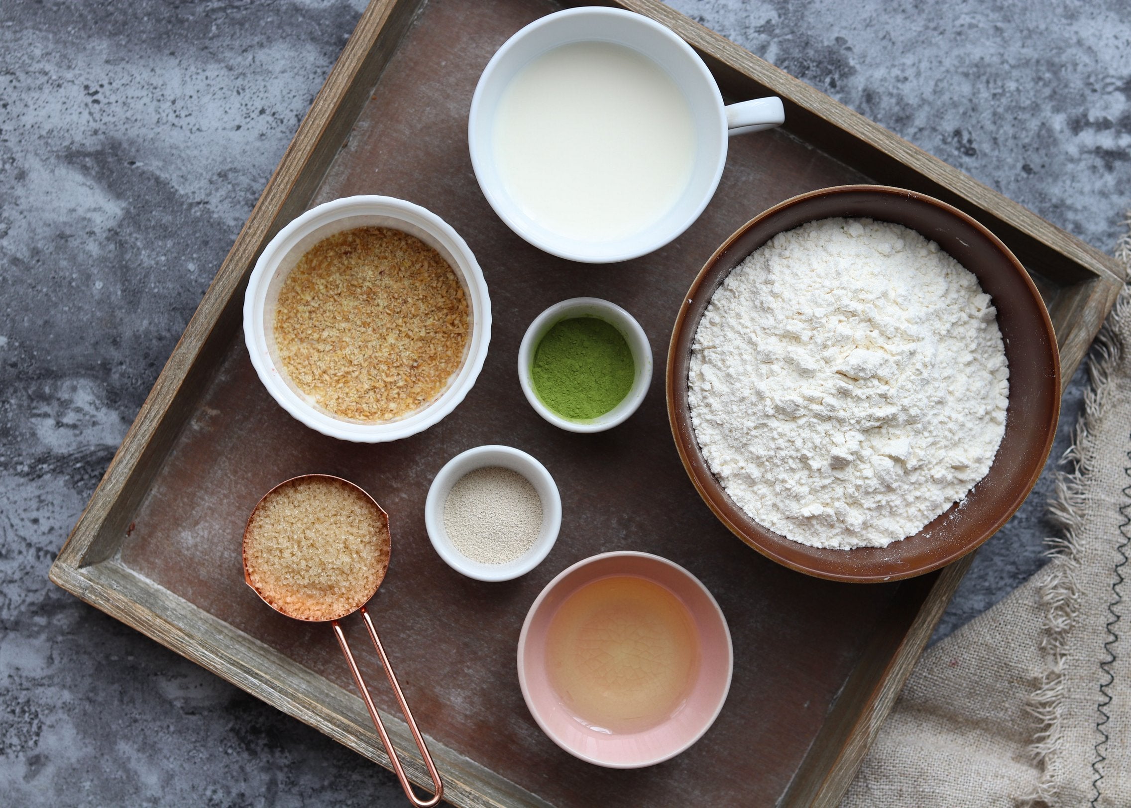 matcha-cinnamon-rolls-ingredients