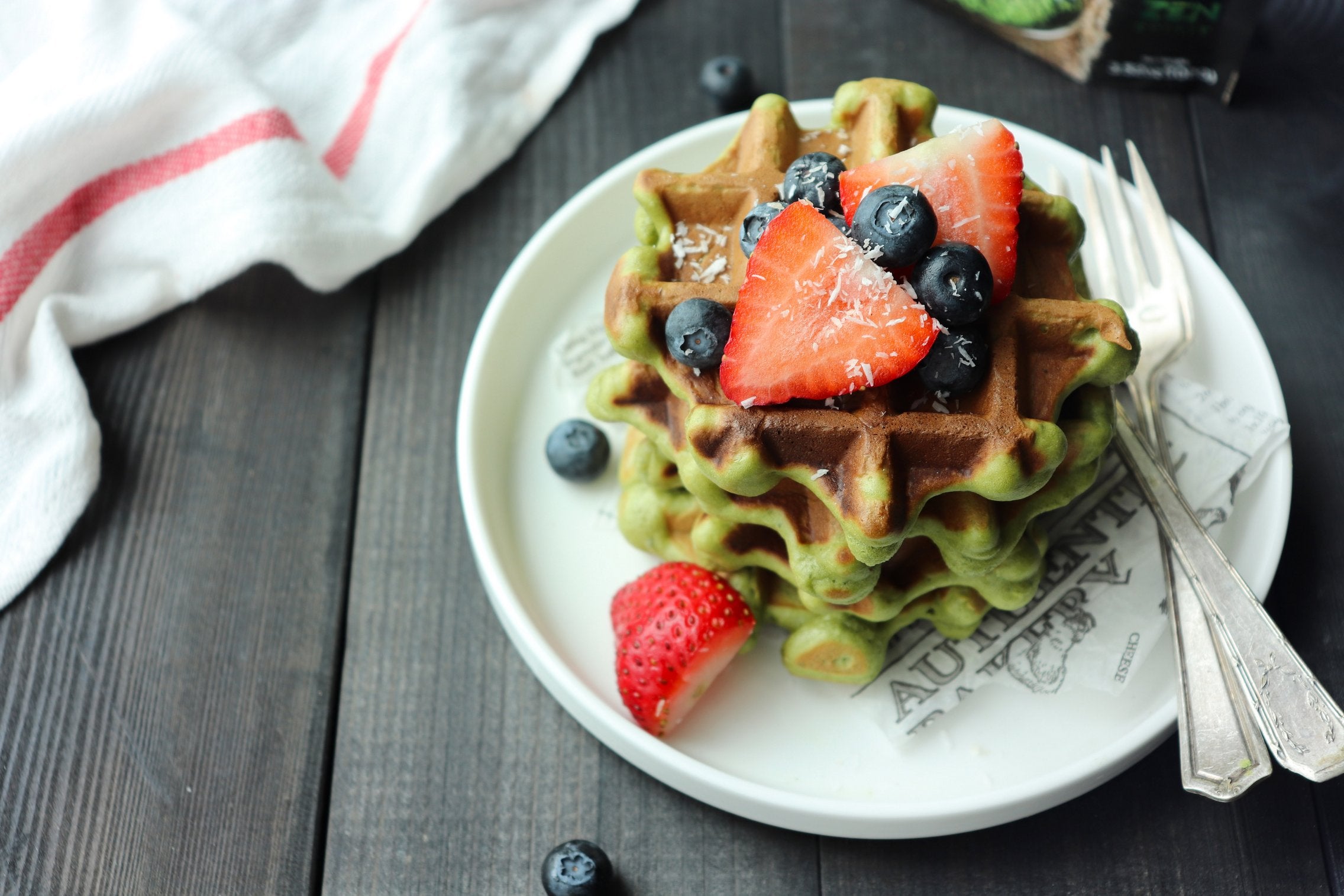 coconut-matcha-green-tea-waffles-final