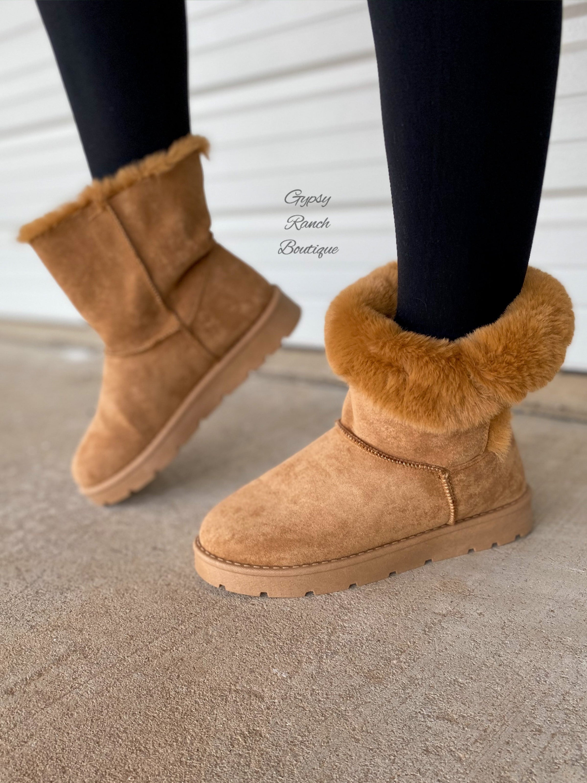 womens tan fur boots