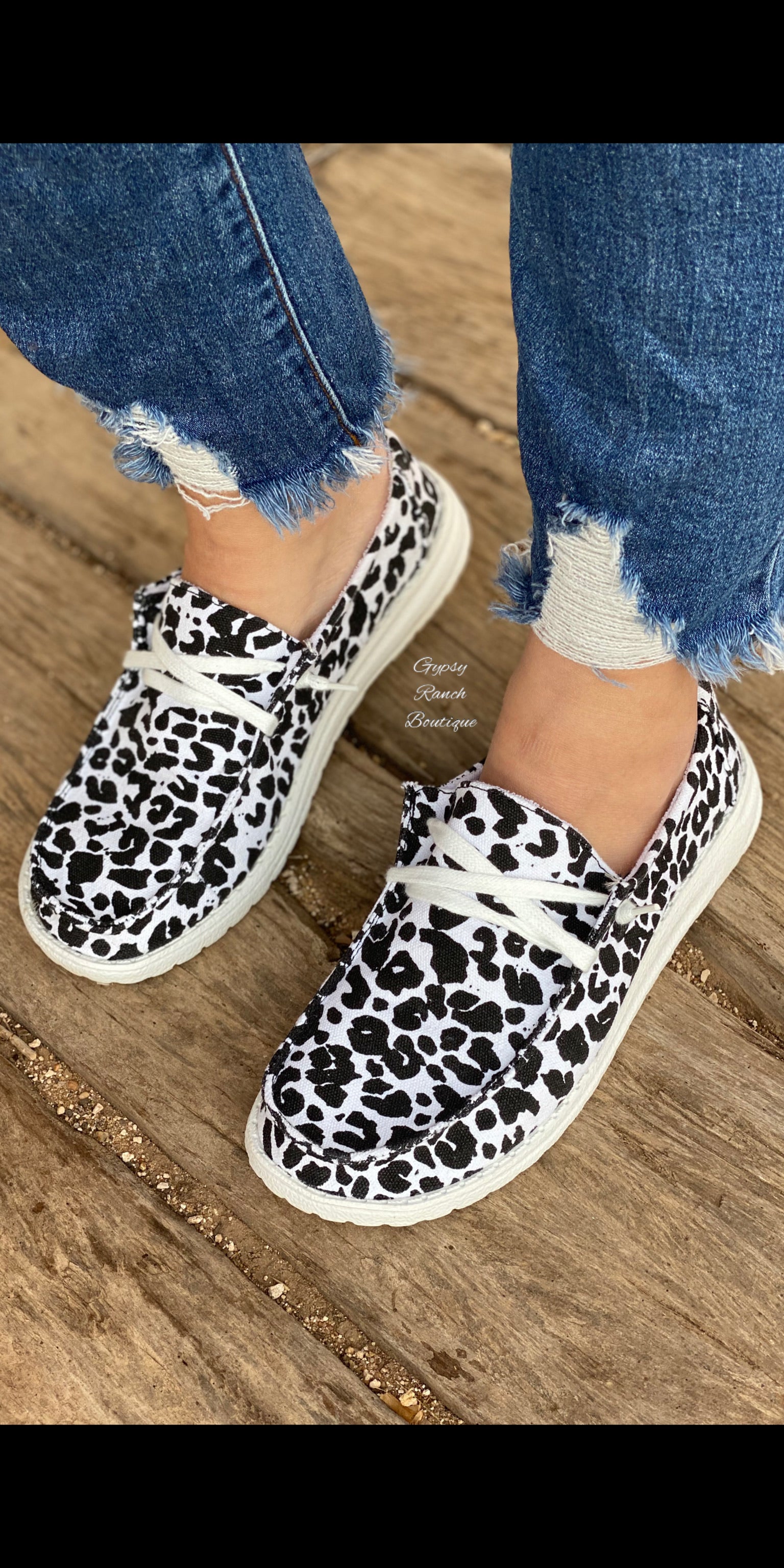 snow leopard shoes