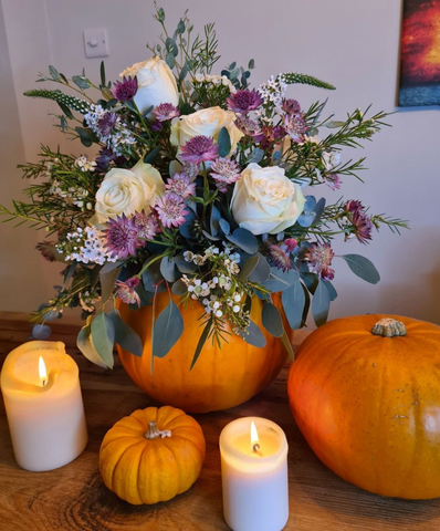 Pumpkin vase with flowers- DIY