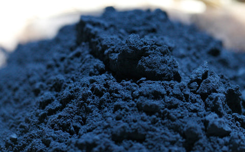 Indigo pigment crushed up