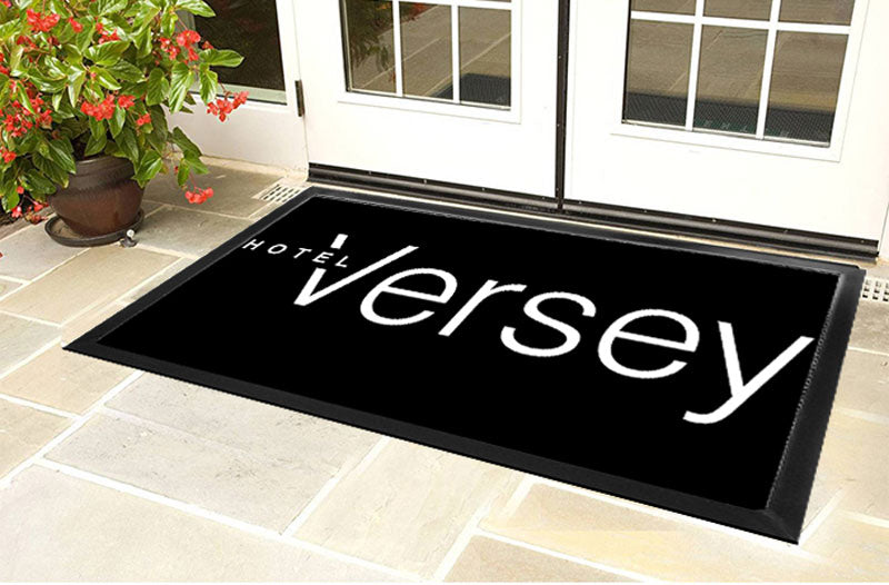 Hotel Versey Outdoor Entrance Mat: 4 X 8 - Luxury Berber Inlay