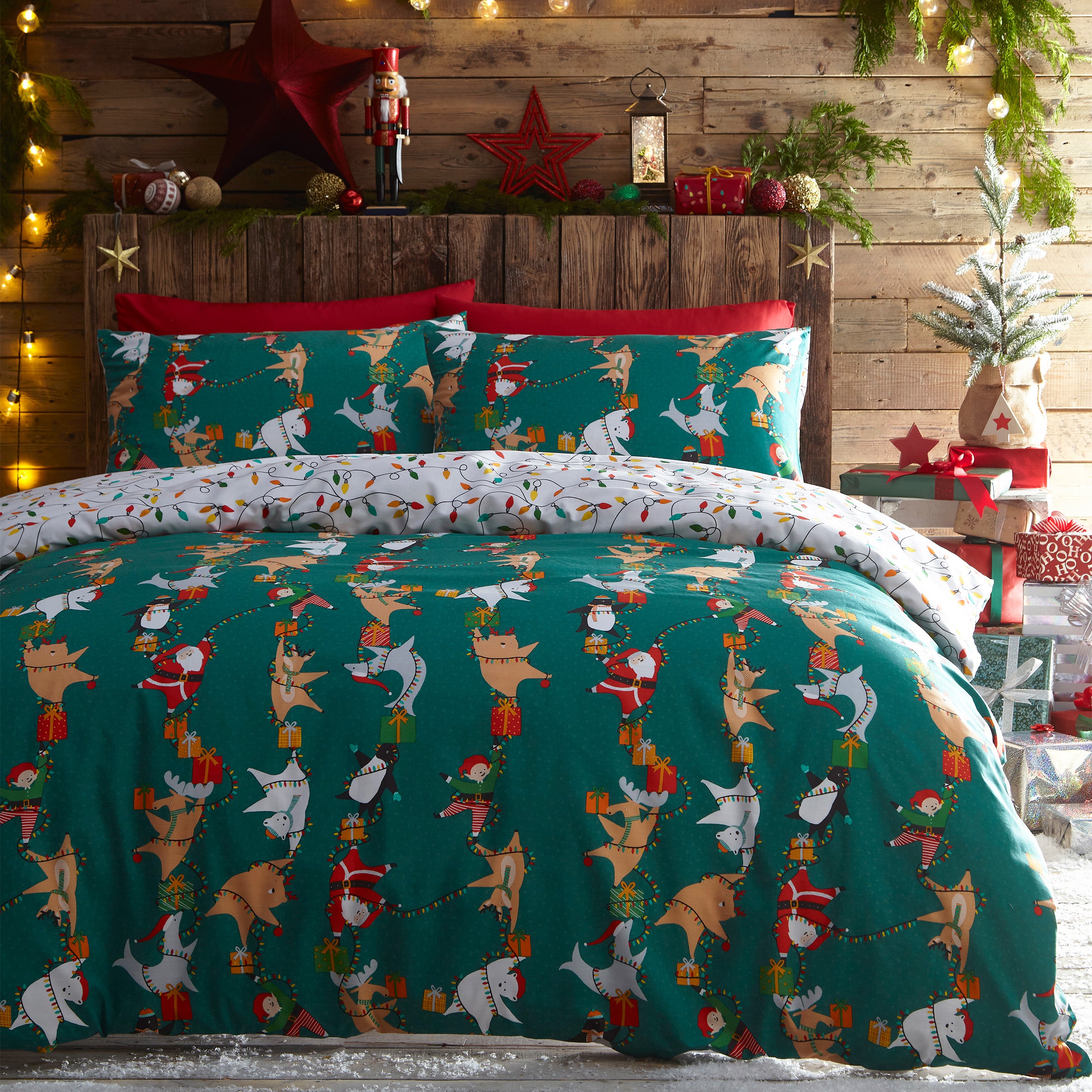 Santas Workshop Green Toddler Christmas Duvet Set Roseland