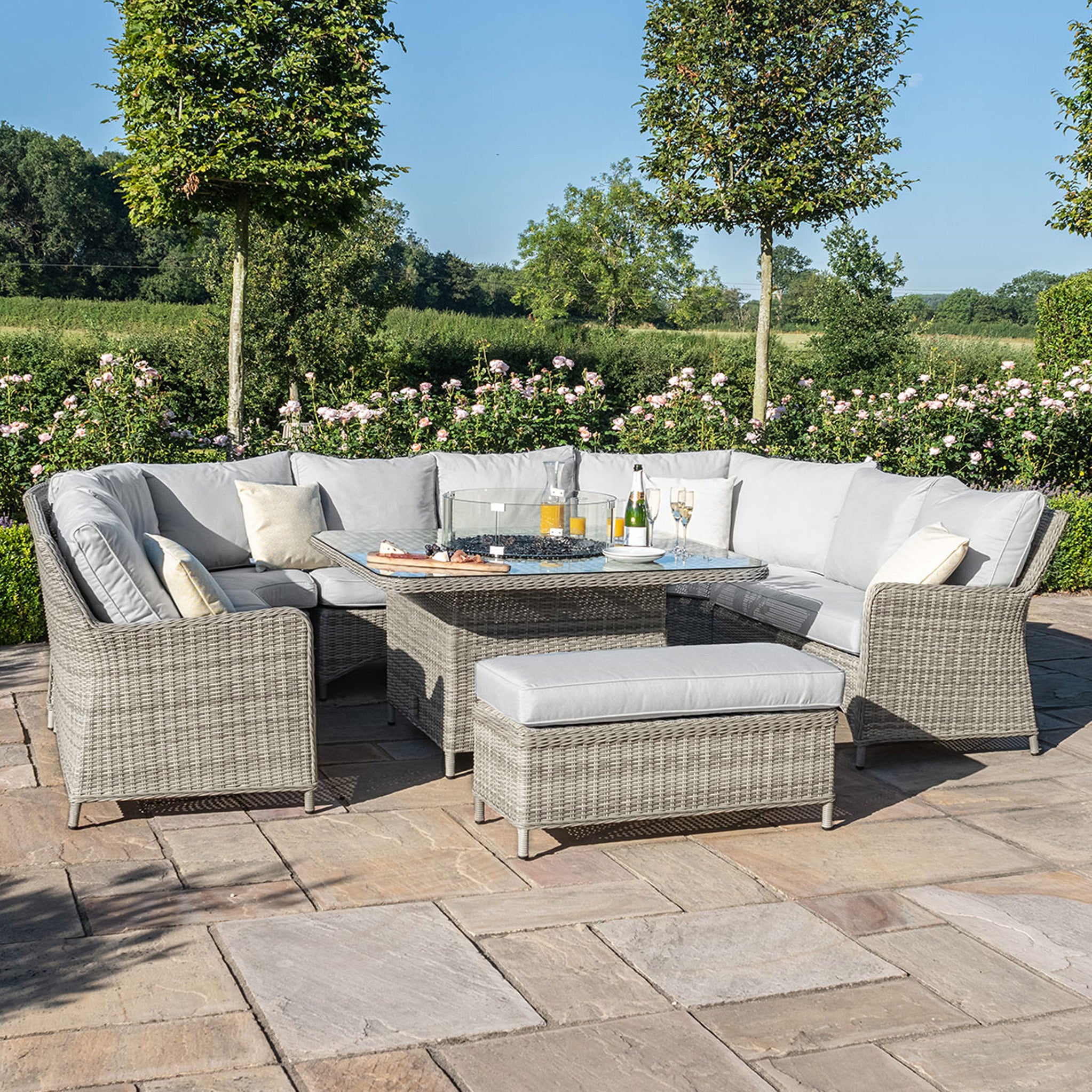 Maze Oxford Royal U Shaped Outdoor Sofa Set With Fire Pit Roseland