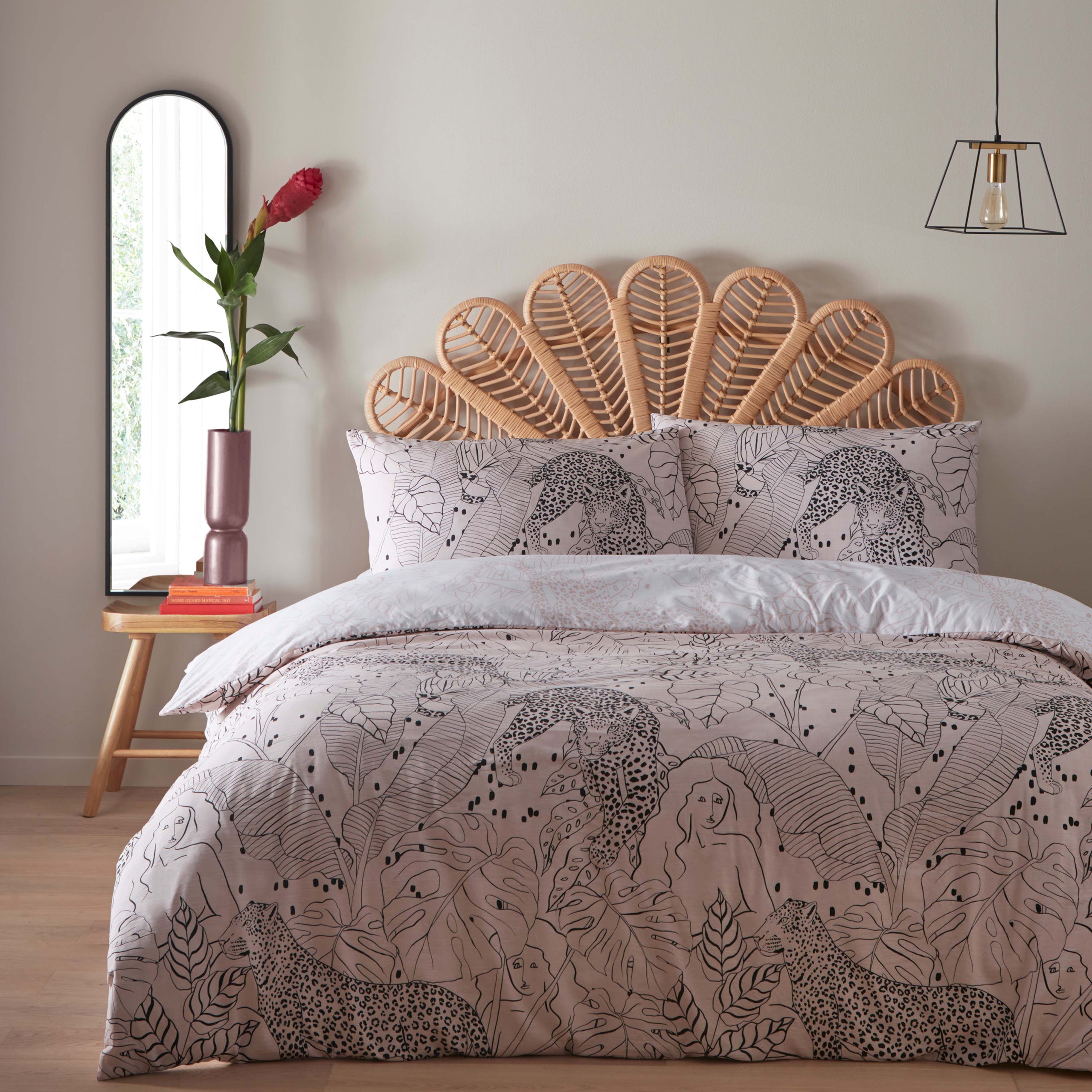 Aurora Leopard Goddess Reversible Duvet Set Roseland Bedding