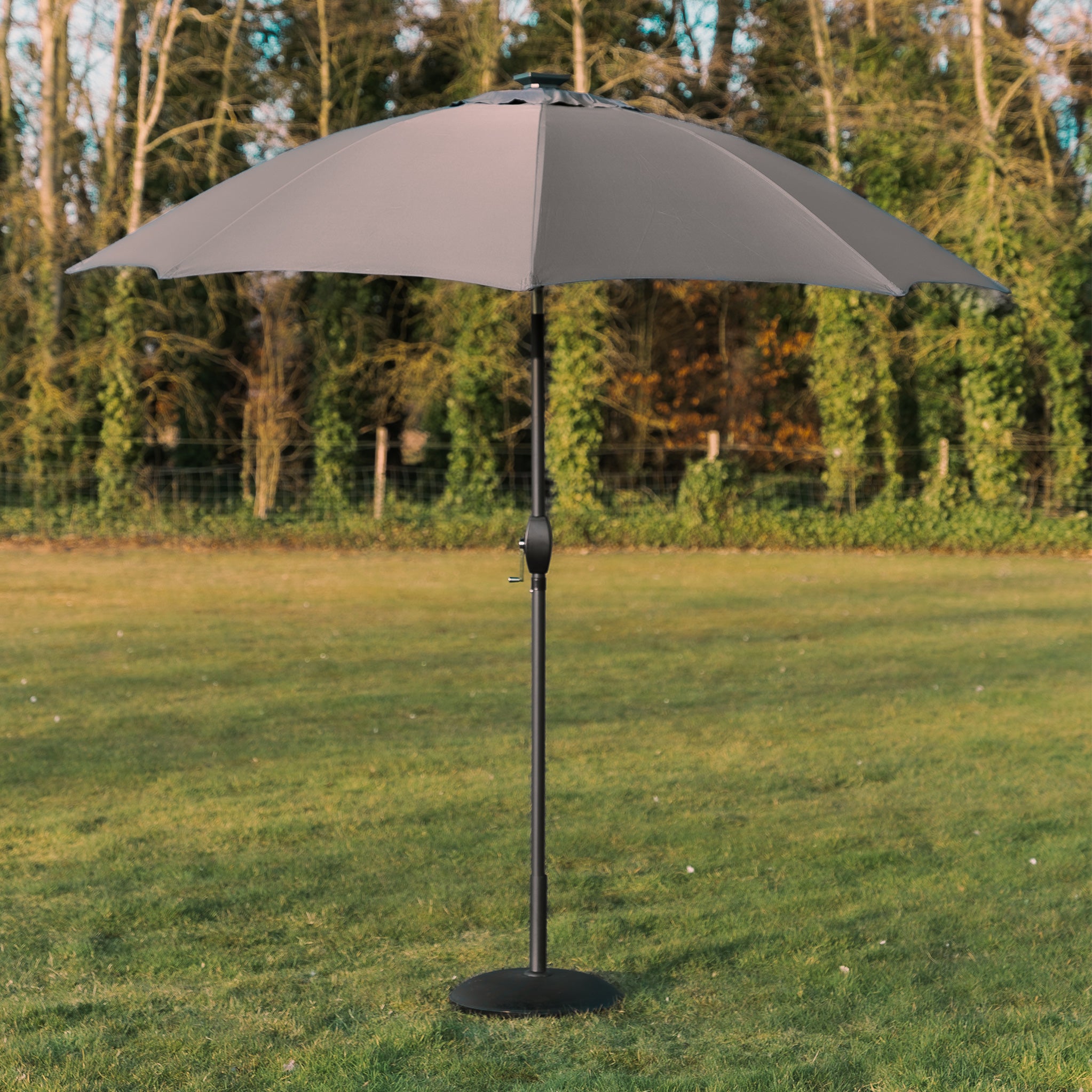 samenwerken angst Handig 2.7m Grey LED Outdoor Garden Parasol Patio Umbrella | Roseland – Roseland  Furniture