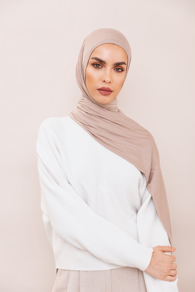Azijn kussen Dubbelzinnigheid Vanilla Instant Hijab | VOILE CHIC | Pre-sewn Instant Jersey Hijab – Voile  Chic - USA