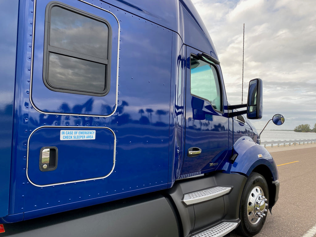 Download 2016 Kenworth T680 AUTO, BIG SLEEPER, FRIDGE,WORKSTATION ...