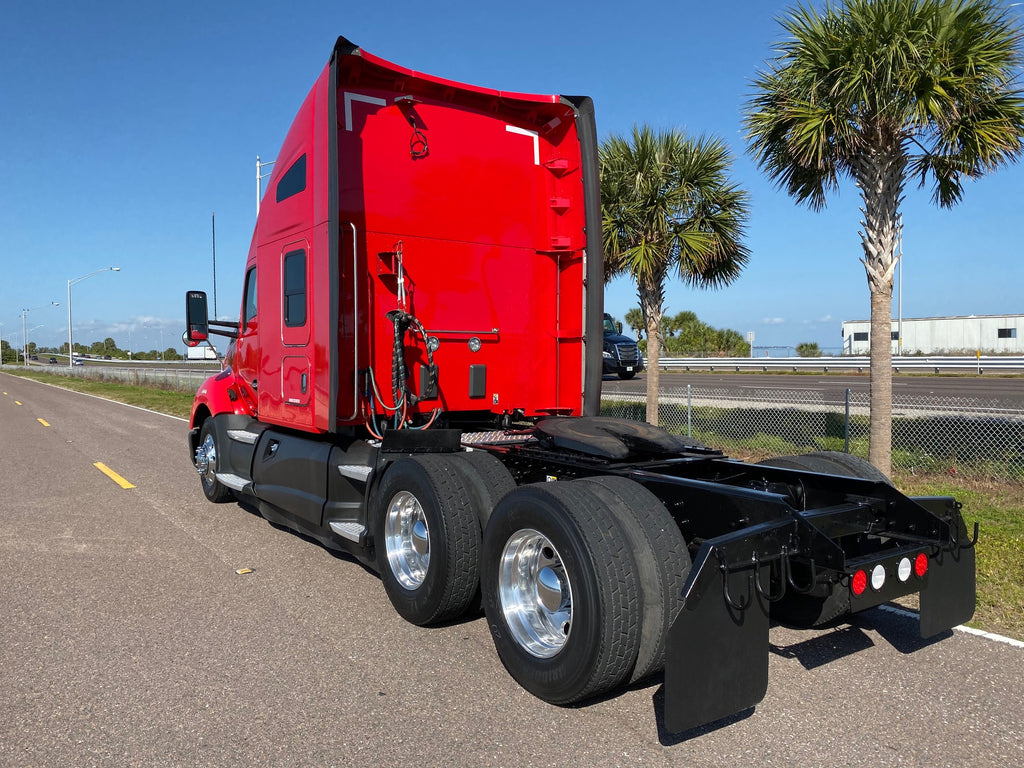 Download 2016 Kenworth T680 600k miles, AUTO, Big Sleeper, Fridge - americanfleetexchange