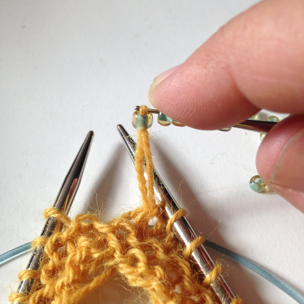 How to Add Beads to Knitting [Tutorial]