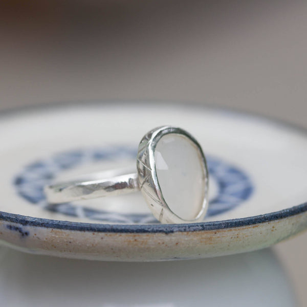Milky Moonstone - sterling silver minimalistic ring, fine silver, free form rose cut gemstone