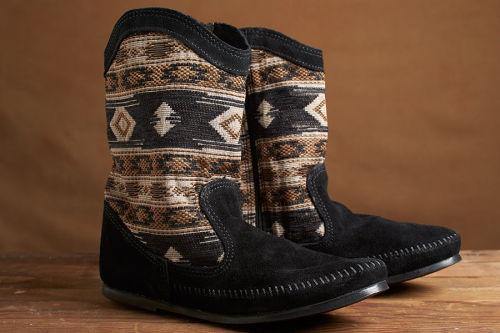 black moccasin boots