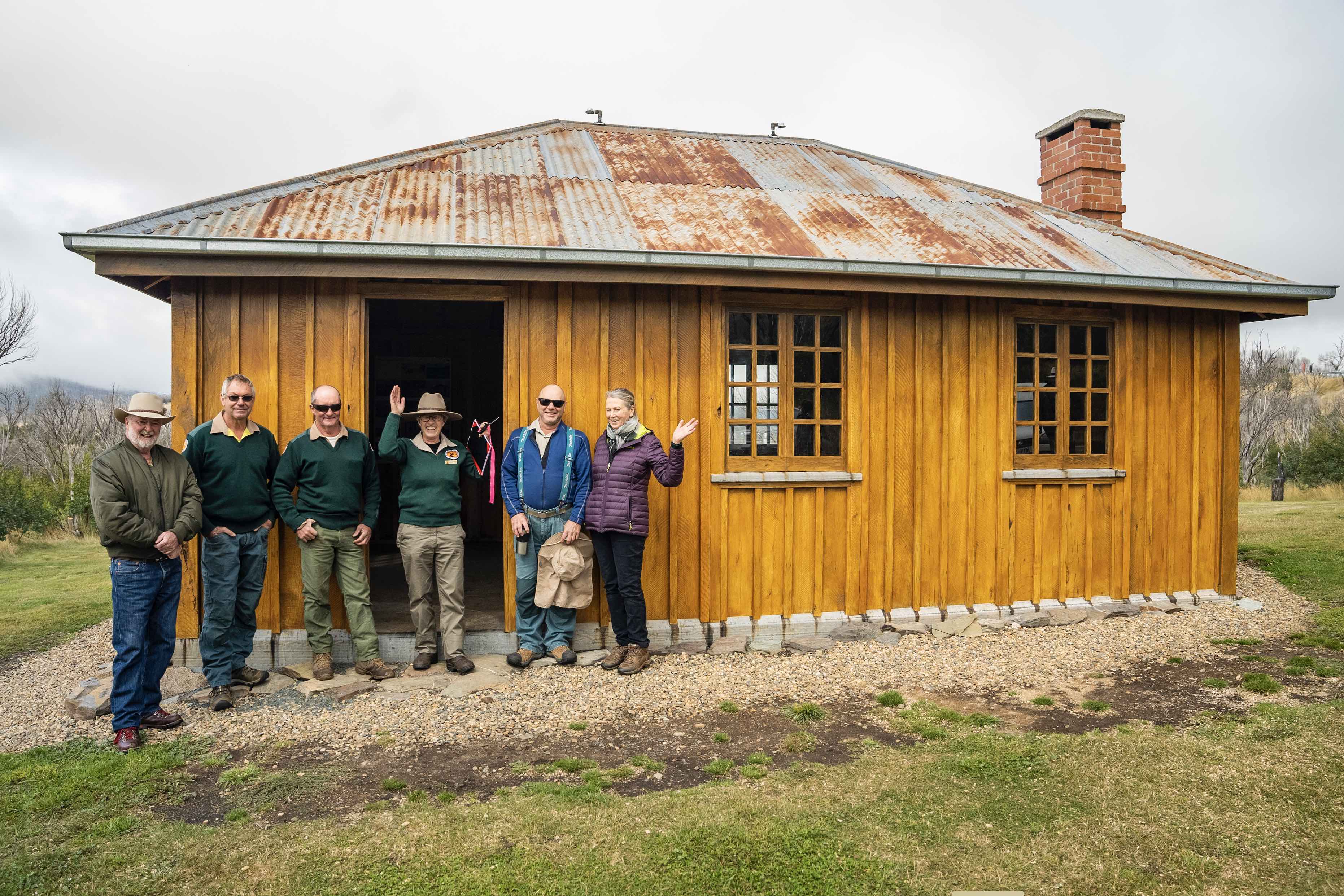 Bob Moon, Peter Dow, Roger Rosenbloom, Megan Bowden, Simon Buckpitt and Susan Learmont at the opening of the Rest House at Sawyers Hill (Sawyers Hut)