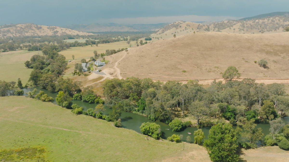 Drift boat fly fishing the Tumut River to Nimbo Fork Lodge with guides Mickey Finn and Pat Ryan