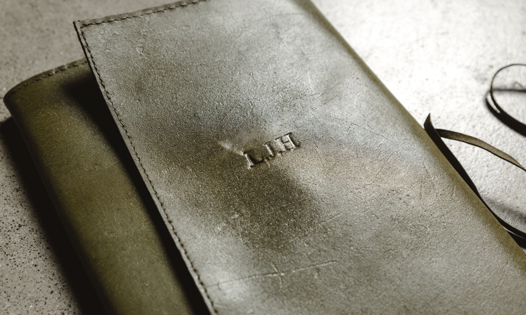 Ohti Studio leather sketchbook