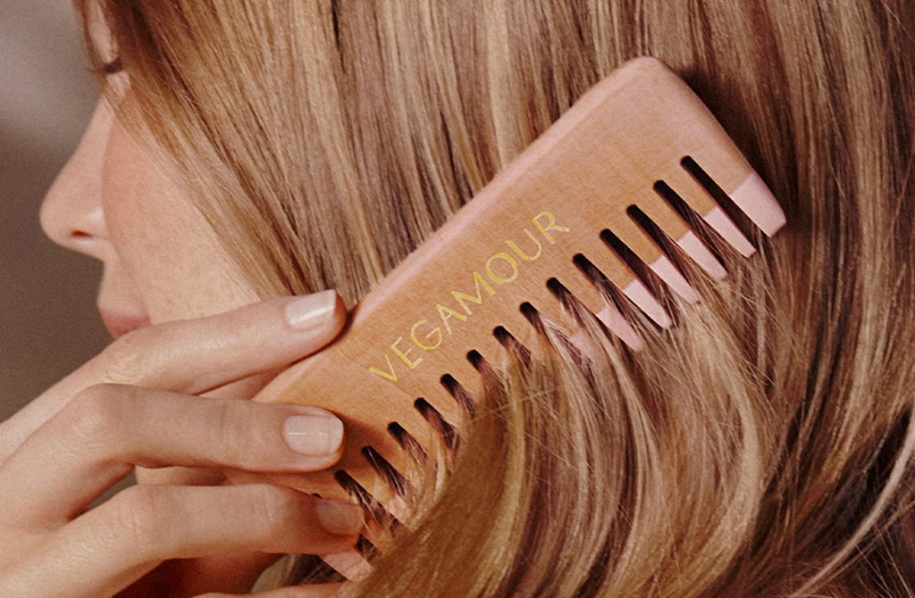 The Basic Types Of Comb and Hair Brush You Need