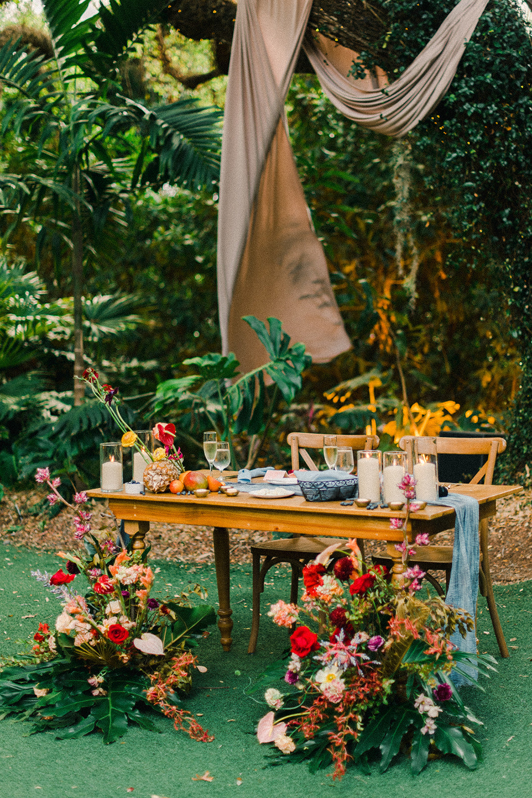 Mediterranean Wedding Venue Villa Woodbine Miami Tropical Garden Wedding Sweetheart Table