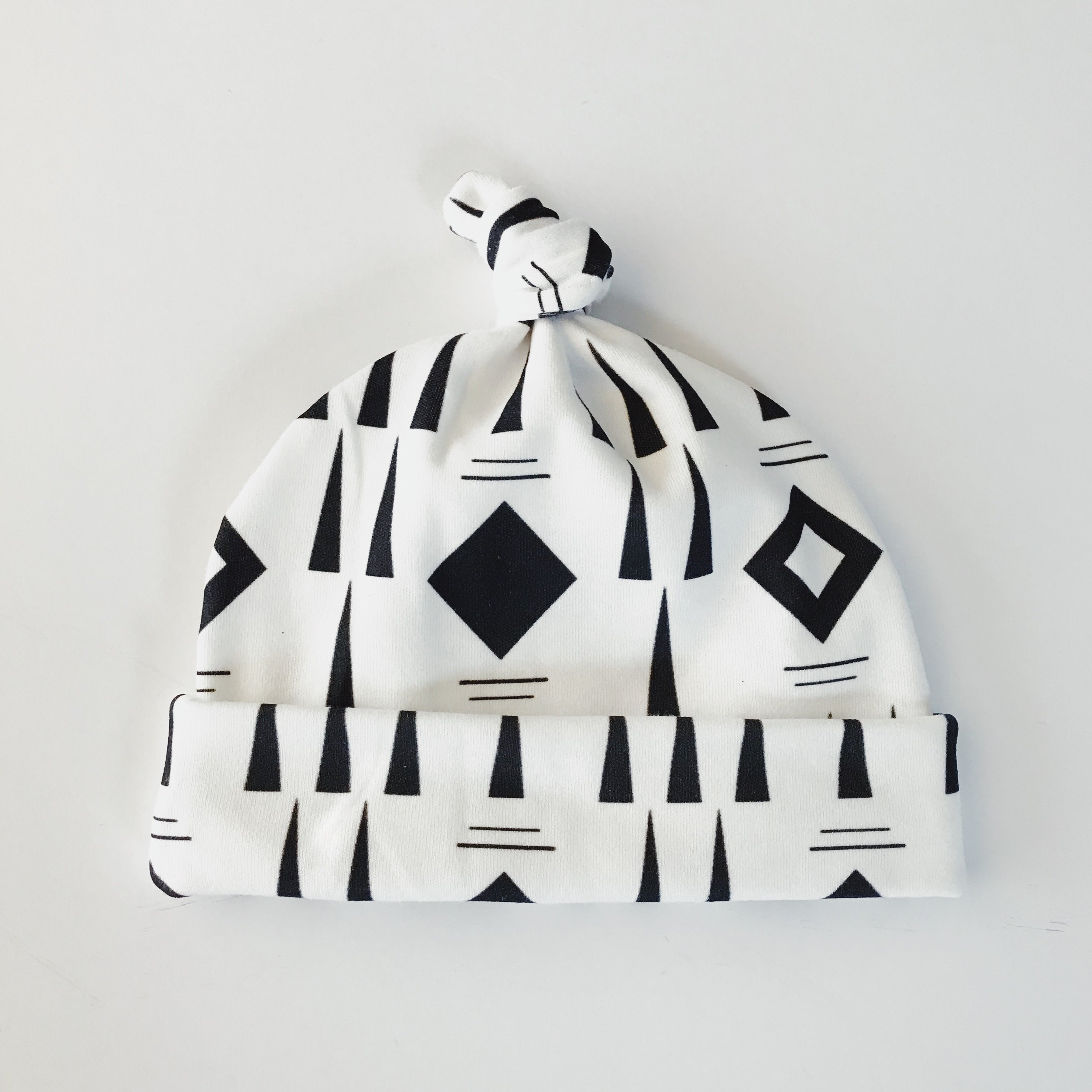 Organic Baby Beanie Black + White