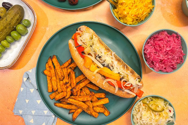 sausage and peppers with sweet potato fries