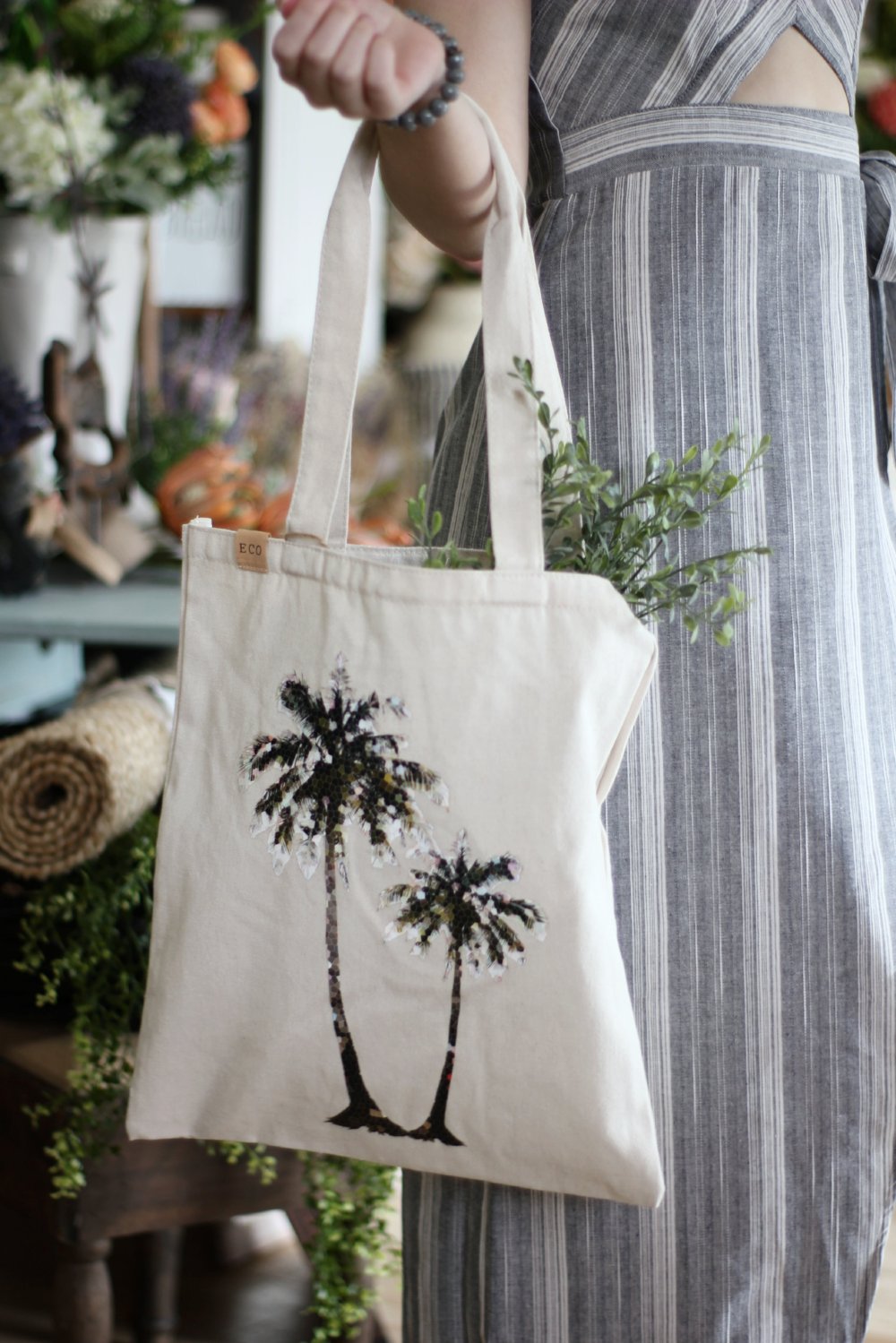 palm tree tote bag