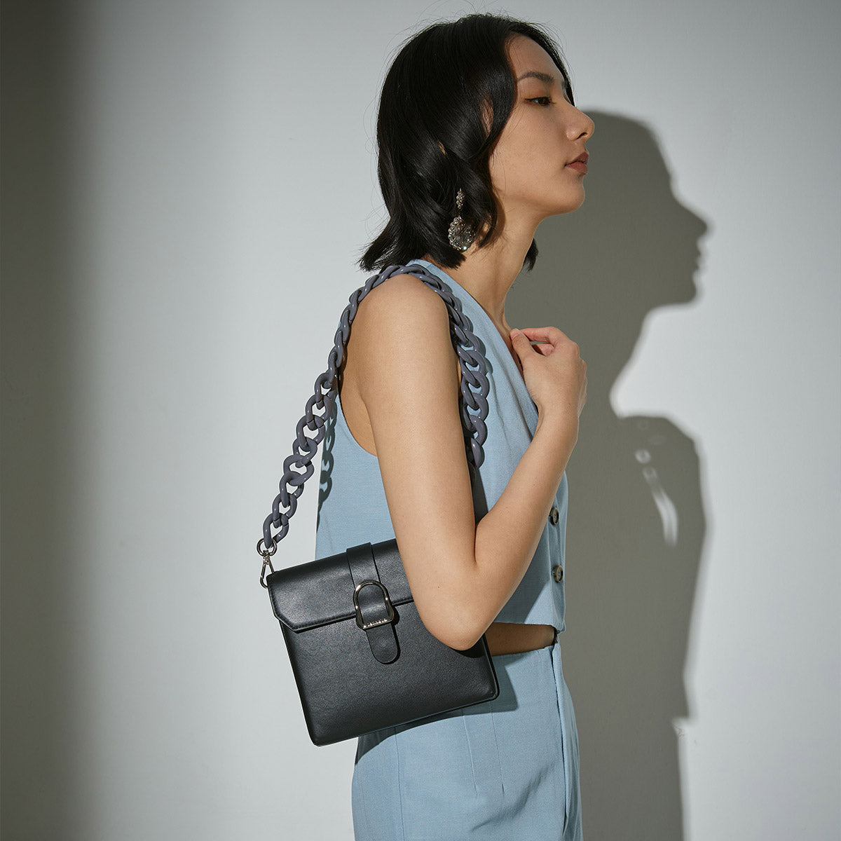 Wardrobe Staple: The Black Shoulder Bag - FROM LUXE WITH LOVE
