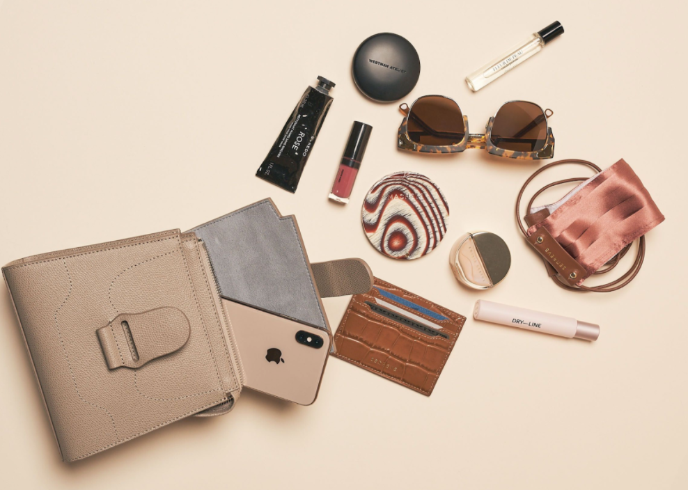 Eight Essentials To Keep In Your Purse