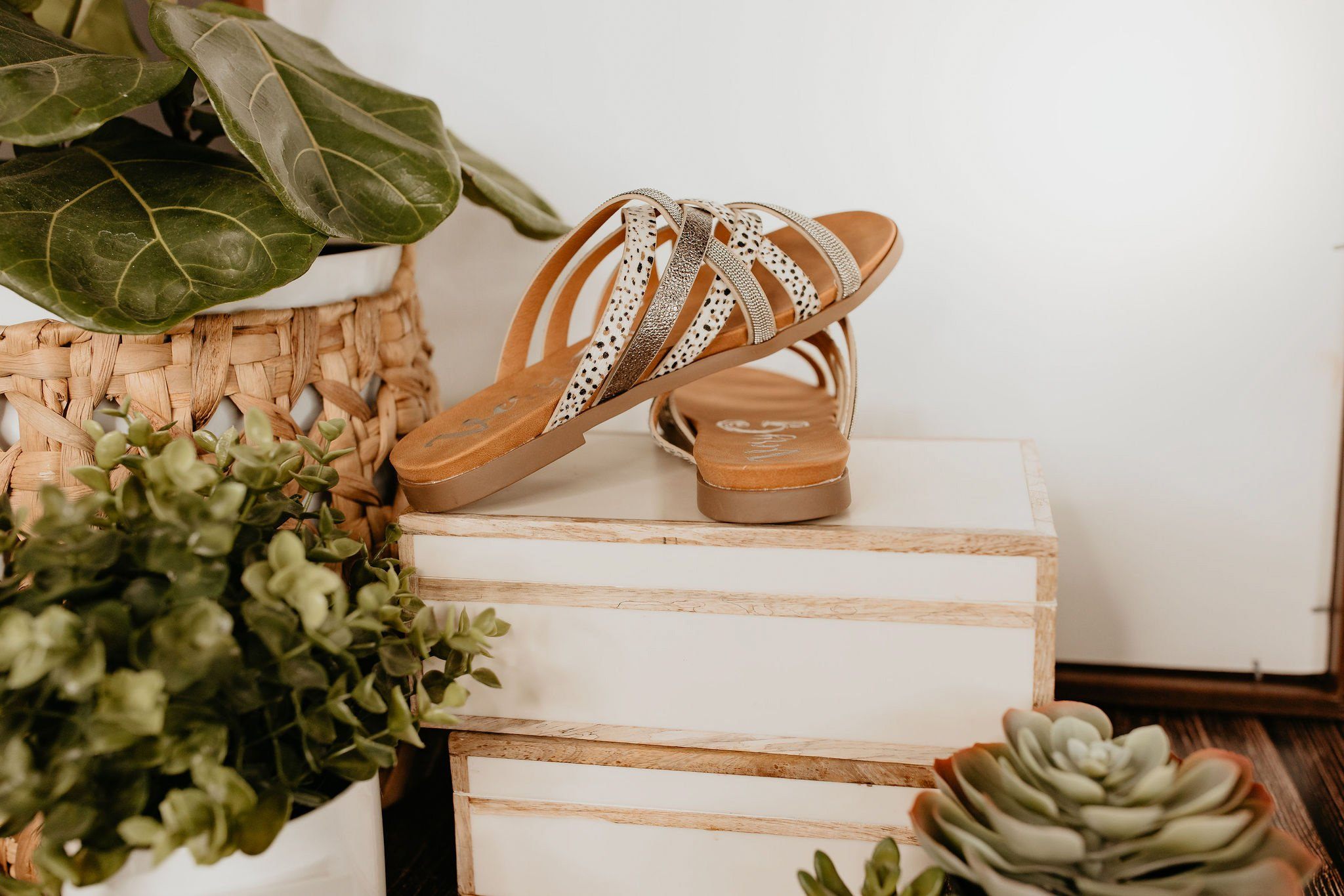 Very G Giselle Sandal in Cream - cantonclothingcompany