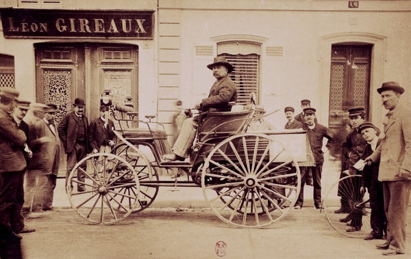 Emile Rodger driving a Roger Benz in the late 1890's | carmanualsdirect