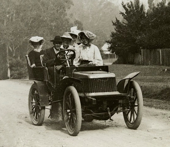 Motoring in the early 1900's | carmanualsdirect