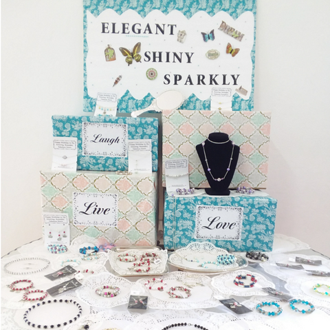 craft fair jewelry display table idea