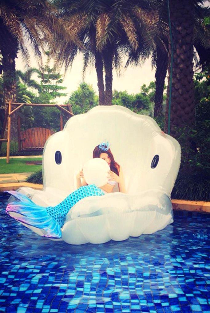 mermaid shell pool float