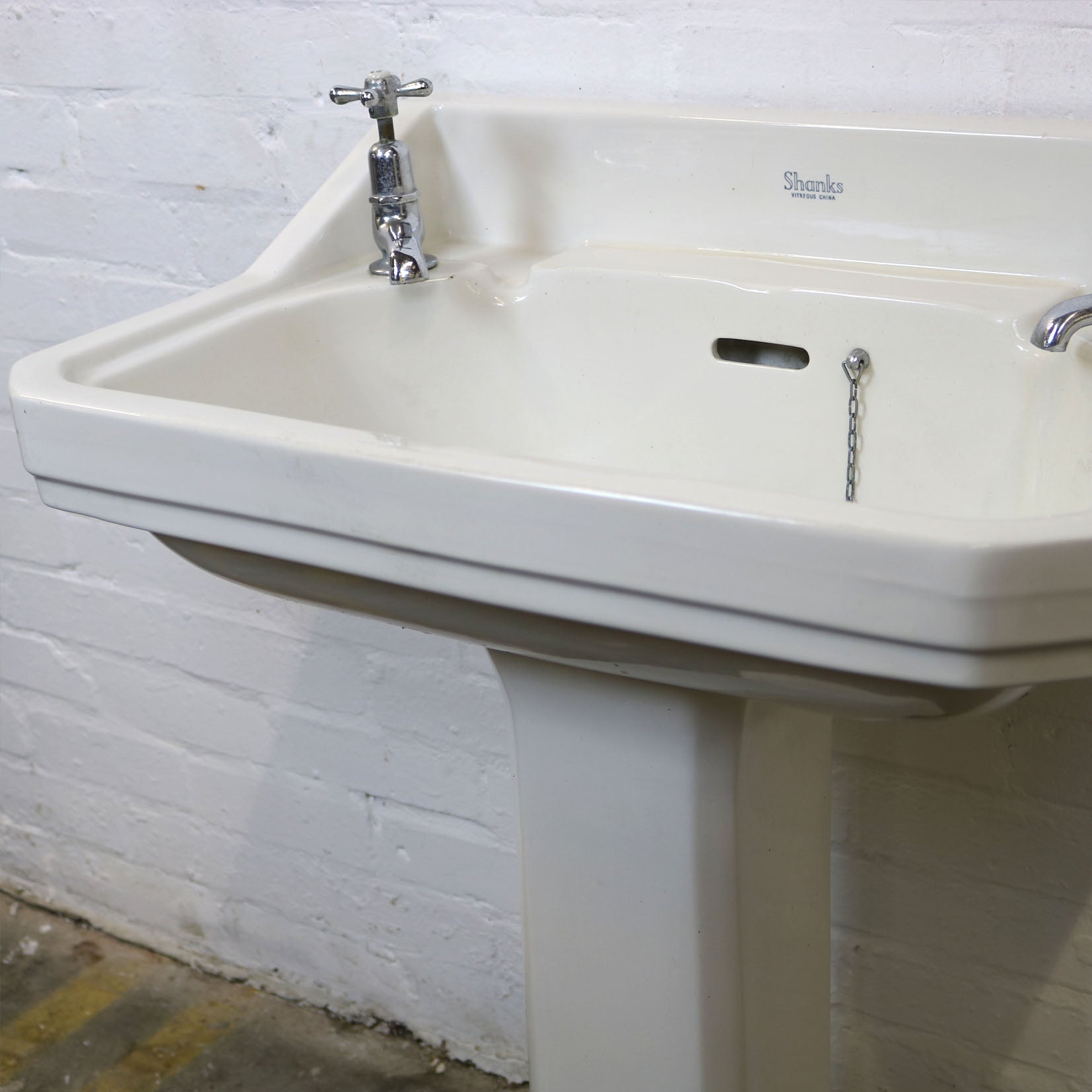 Vintage 1940 S Armitage Shanks Sink