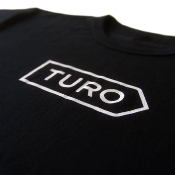Turo_Product_Tee2_2023.12.0426270.jpg__PID:62ccc90c-be37-45fa-97b4-be0db30d1065