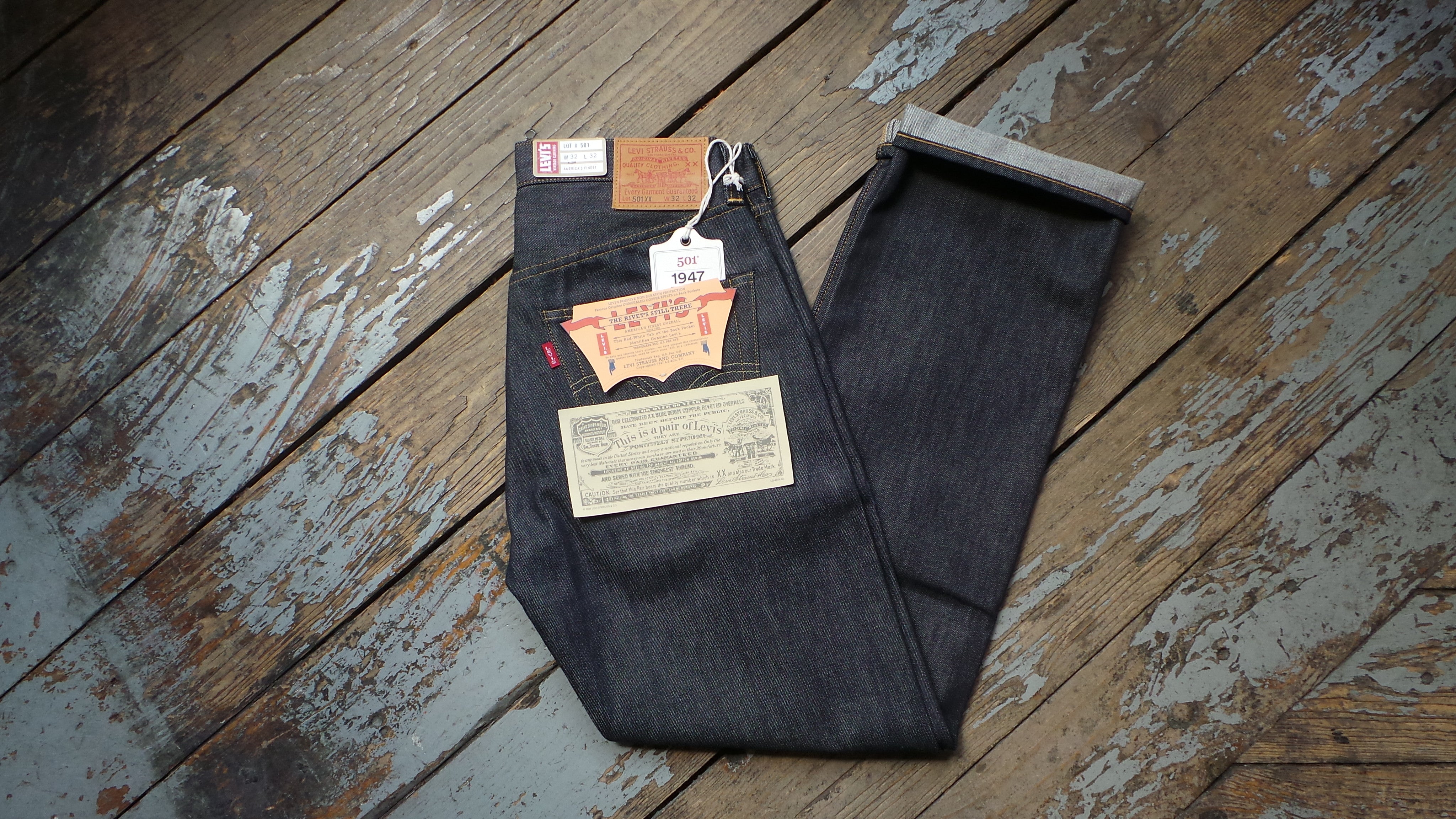 Levis 501 Raw Denim 1947 Red Selvedge | American Classics - American  Classics London