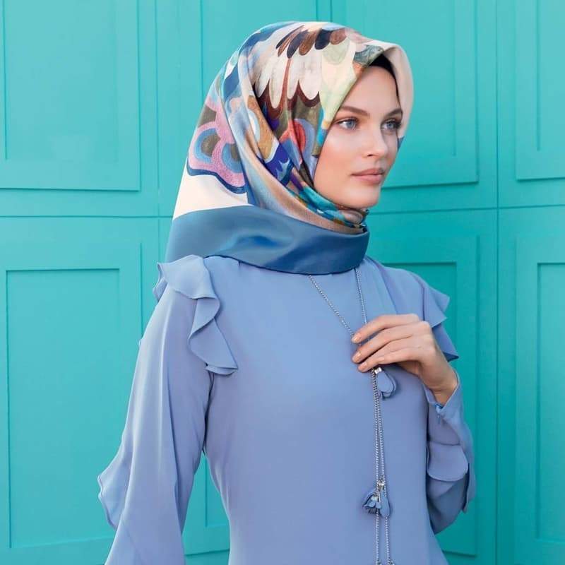 Armine Bambi Turkish Silk Hijab No. 23 – HijabPlanet Co.